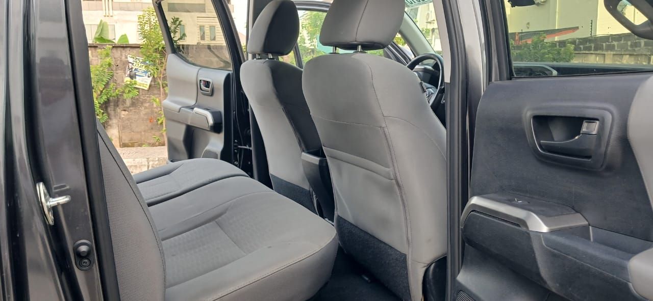 Vehicle - Image 8