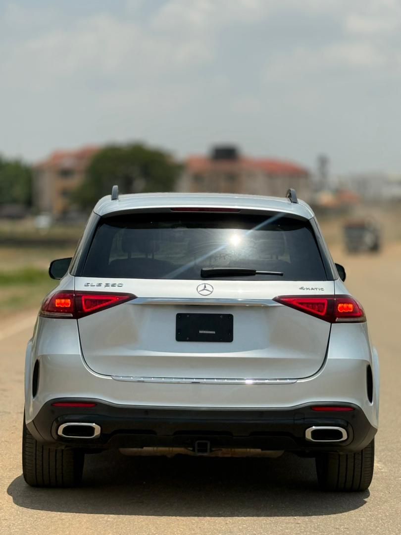 Vehicle - Image 4