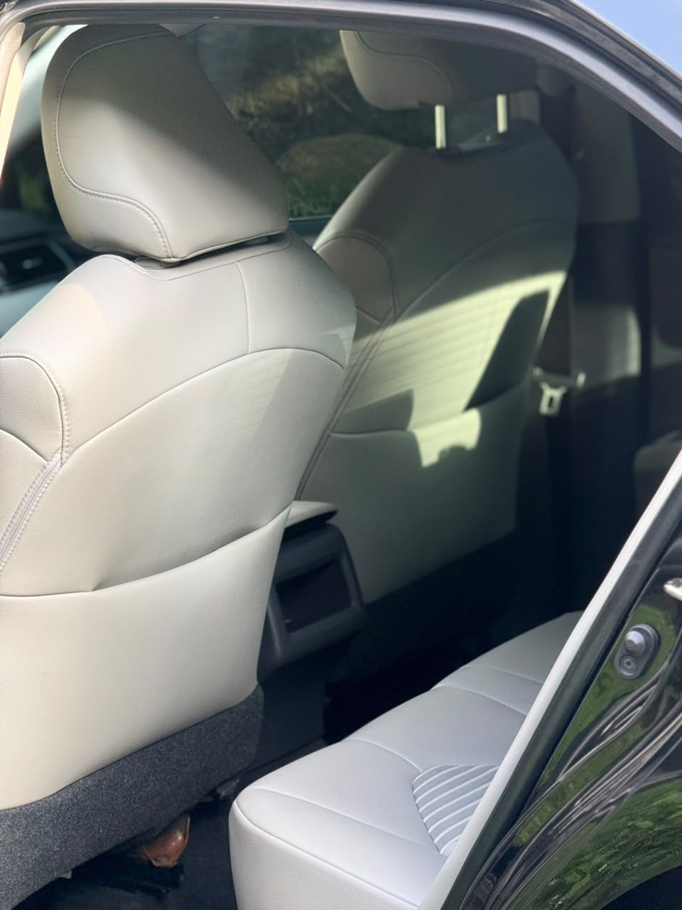 Vehicle - Image 5