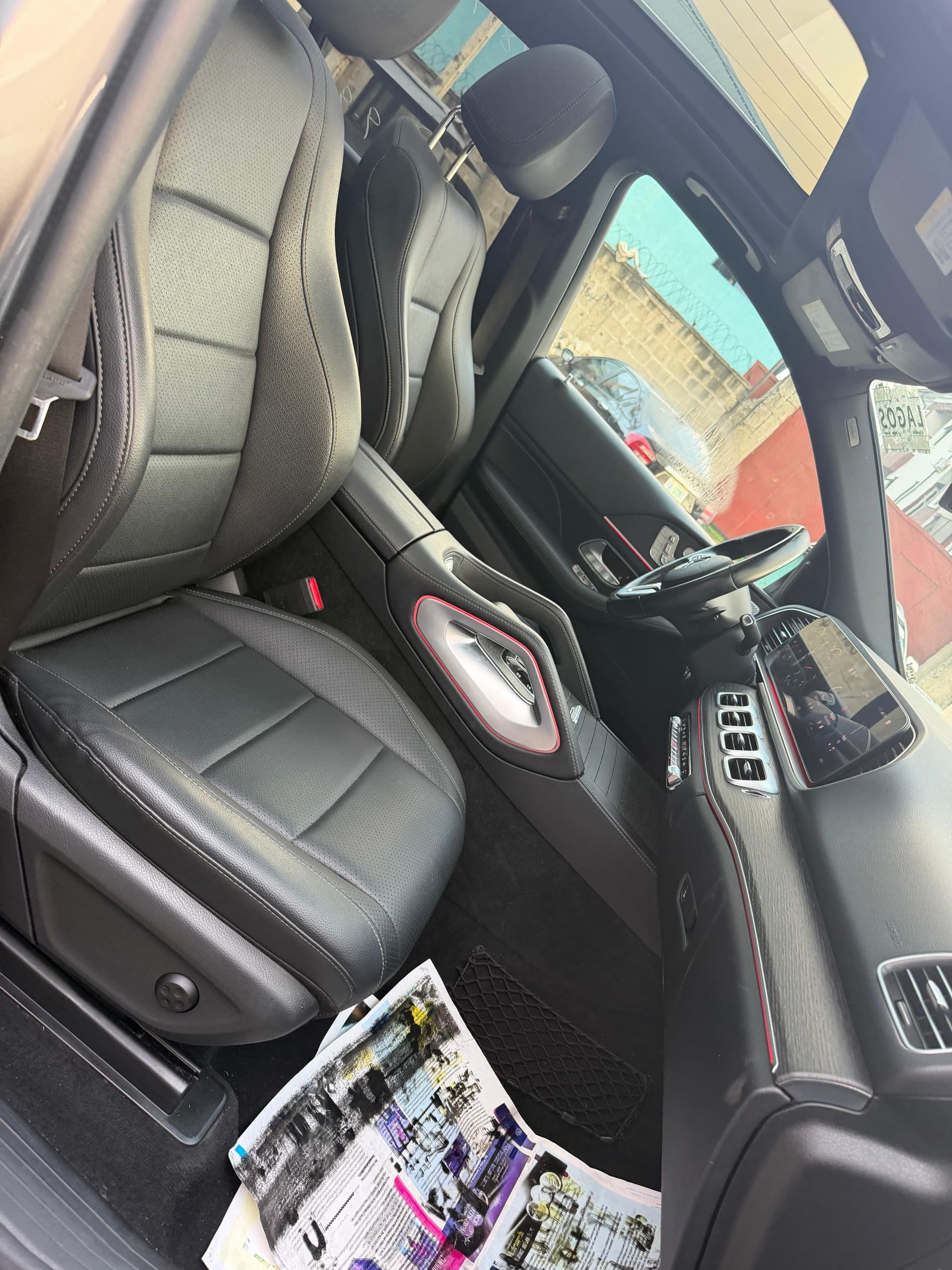 Vehicle - Image 11