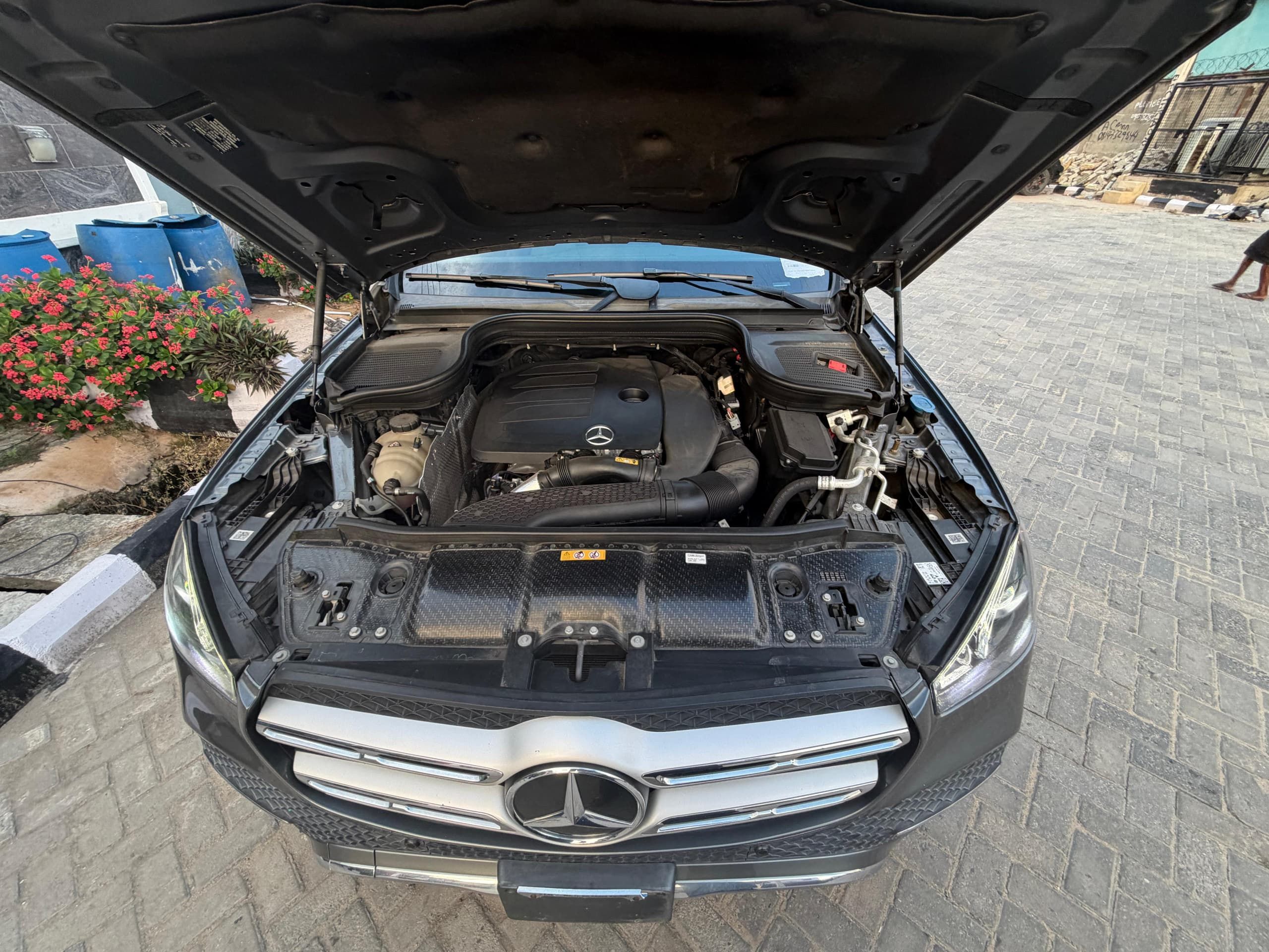Vehicle - Image 9
