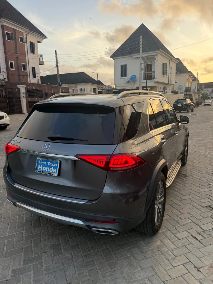 2020 Mercedes-Benz GLE 350 - Image 1