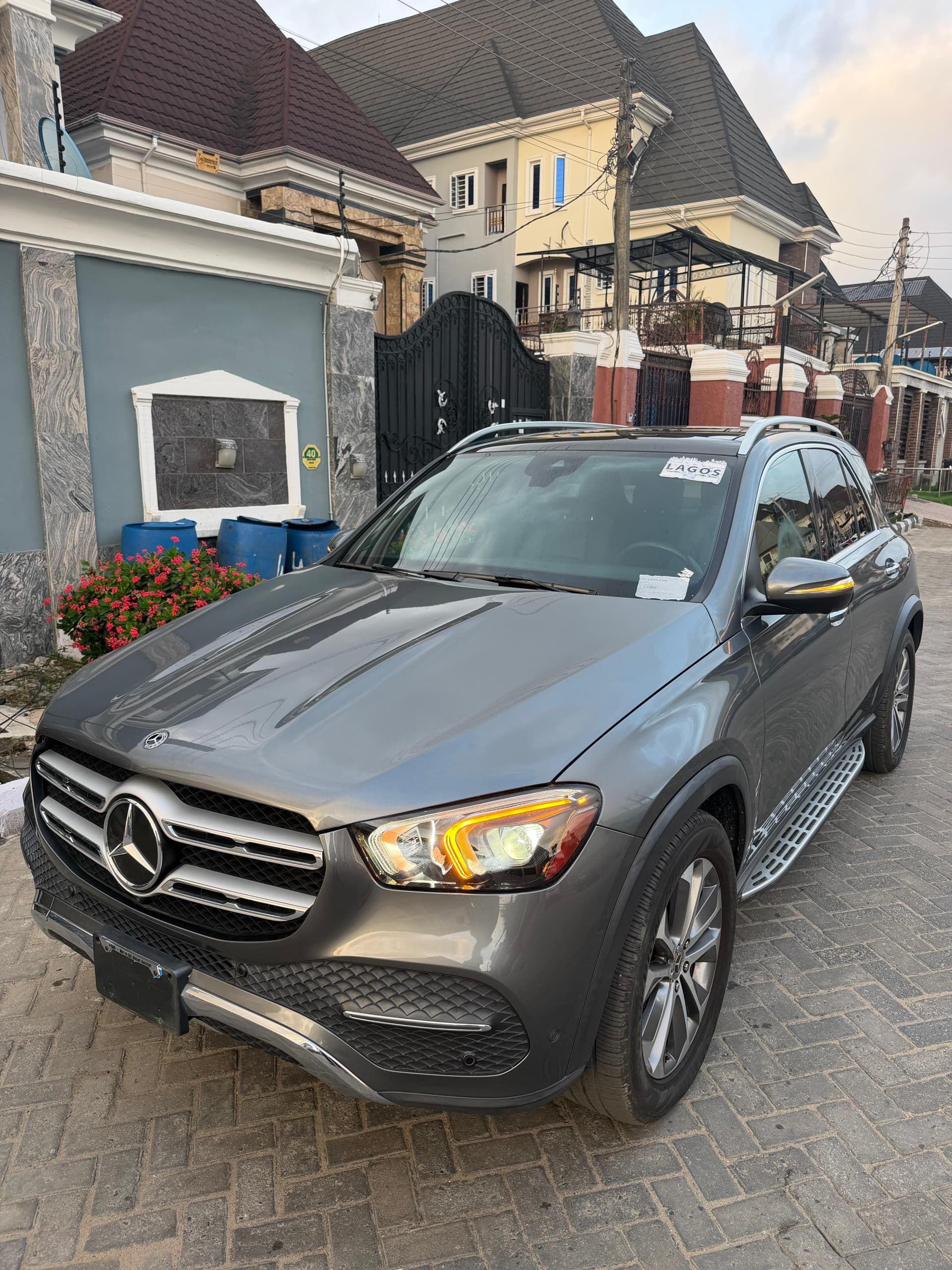 Vehicle - Image 6