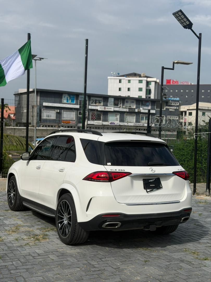Vehicle - Image 6