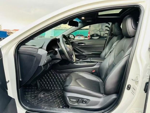 Vehicle - Image 2