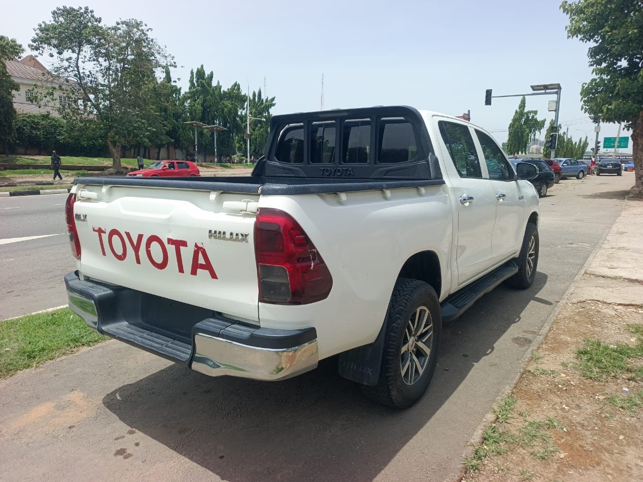 Vehicle - Image 7