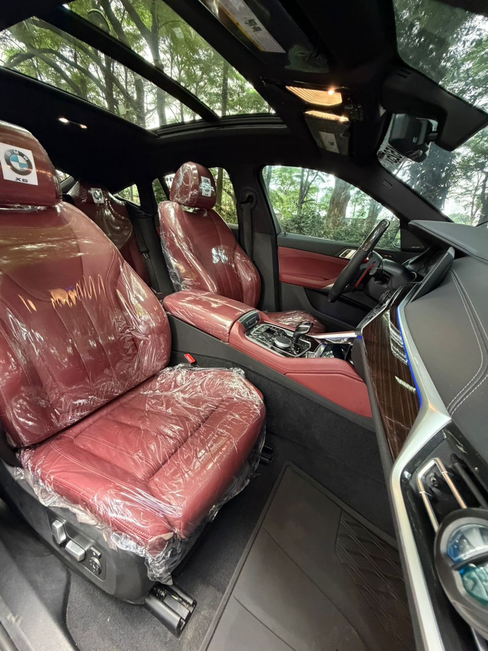 Vehicle - Image 8