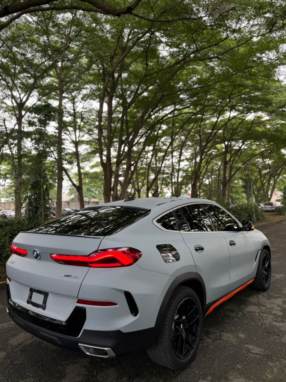 Vehicle - Image 4