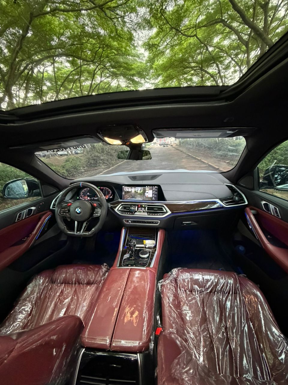 Vehicle - Image 10
