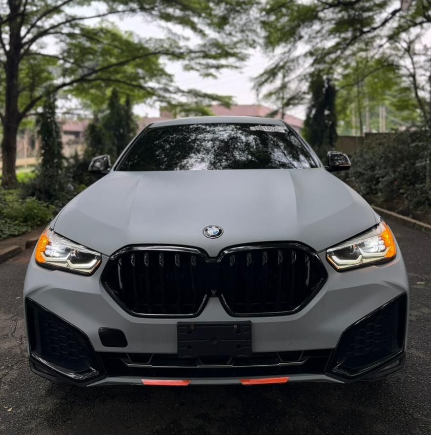 2021 BMW X6 - Image 1