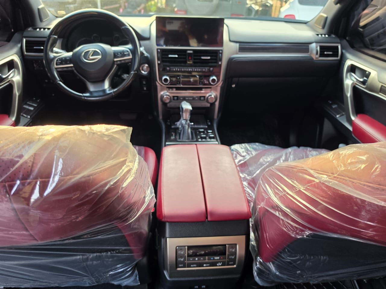Vehicle - Image 6