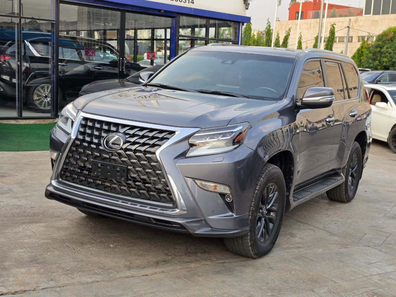 Vehicle - Image 9
