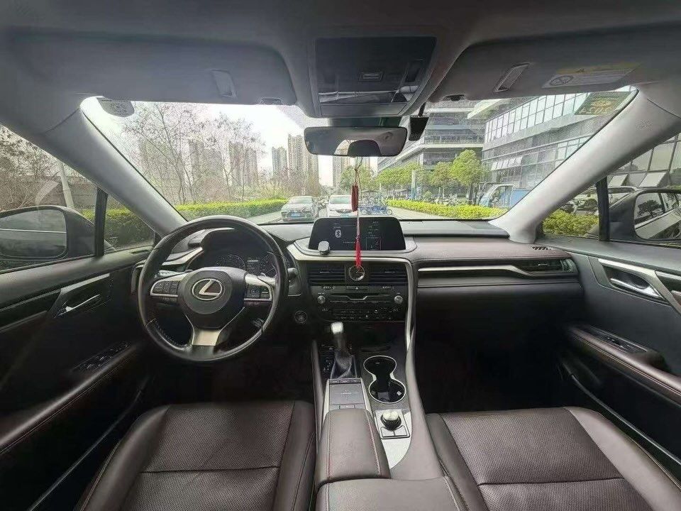 Vehicle - Image 3