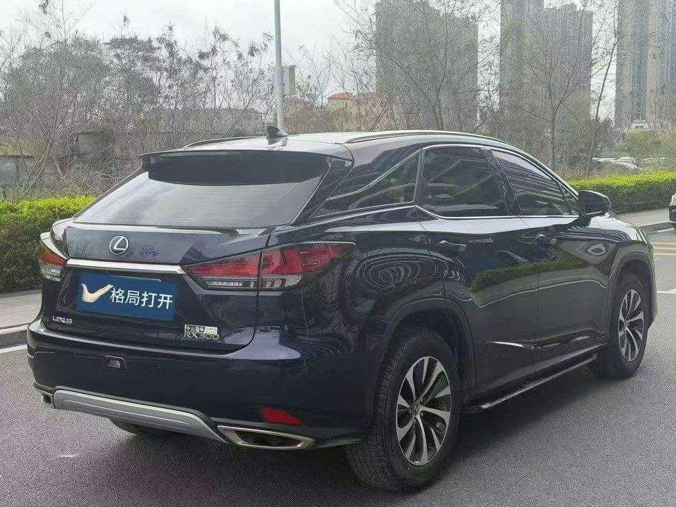 Vehicle - Image 3