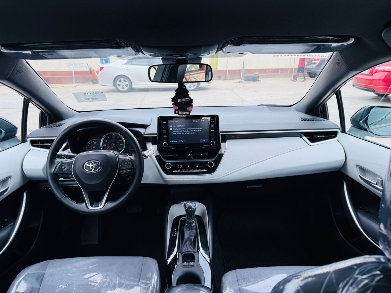 Vehicle - Image 6