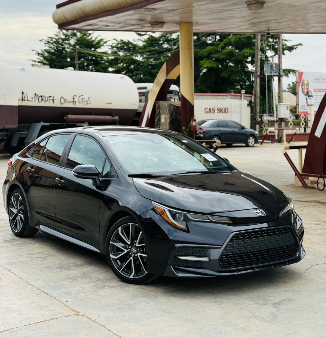 Vehicle - Image 11