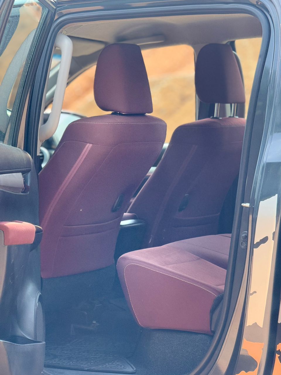 Vehicle - Image 9