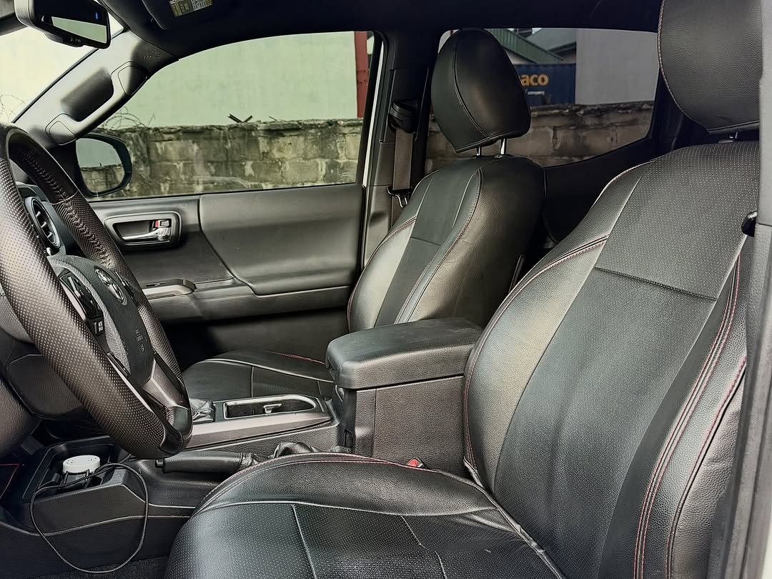 Vehicle - Image 7