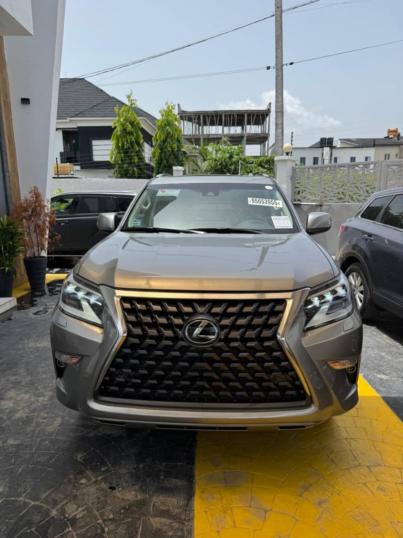 Vehicle - Image 7