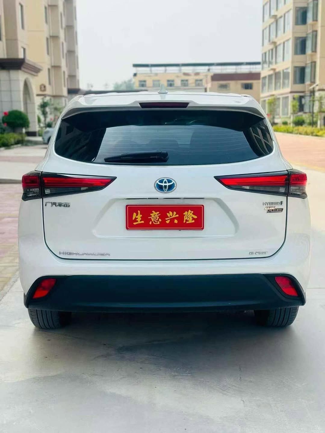 Vehicle - Image 6
