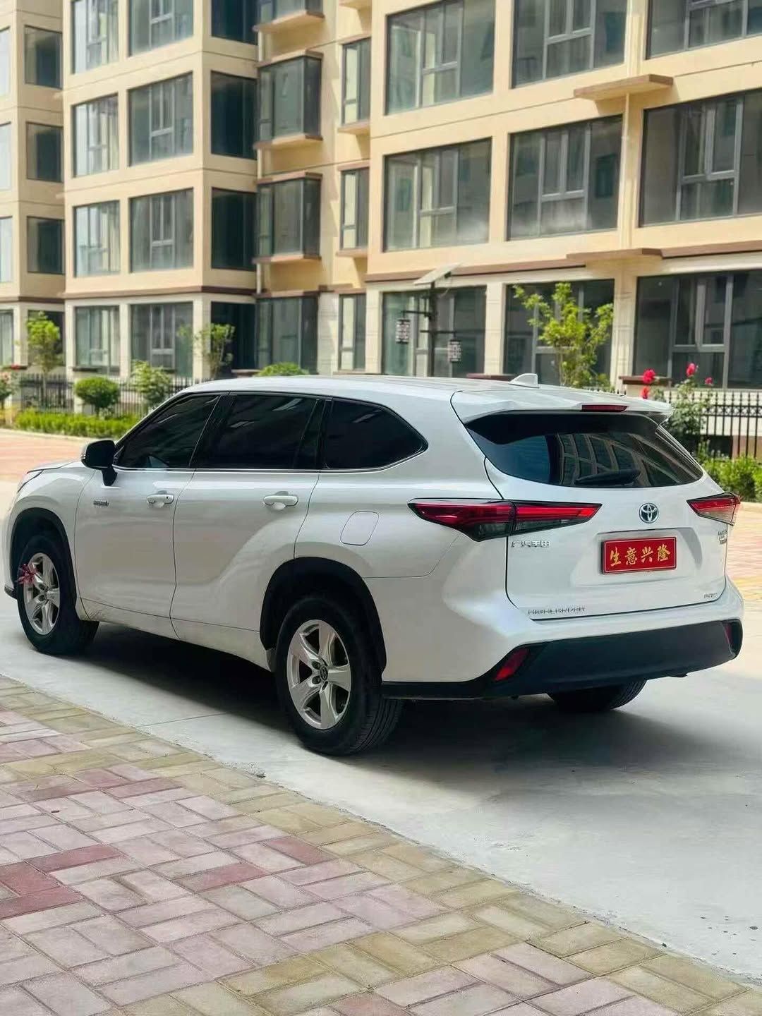 Vehicle - Image 2