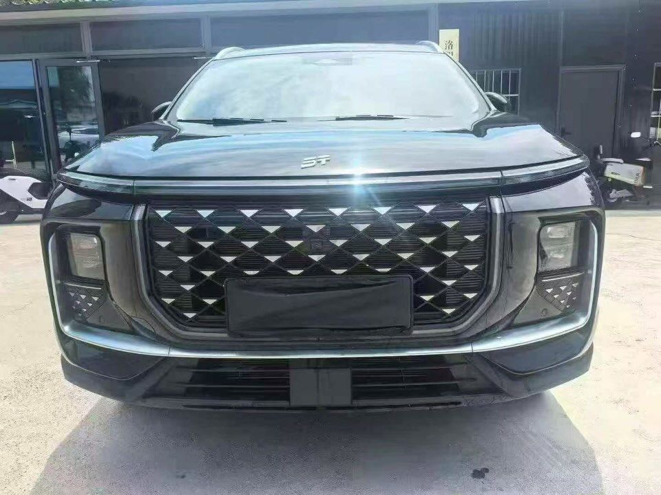Vehicle - Image 8