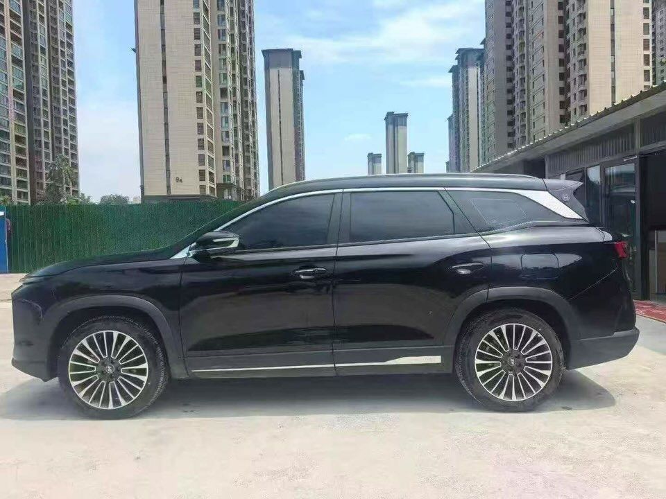 Vehicle - Image 2