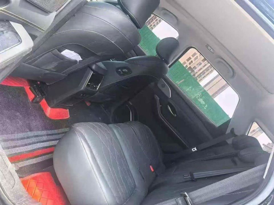 Vehicle - Image 4