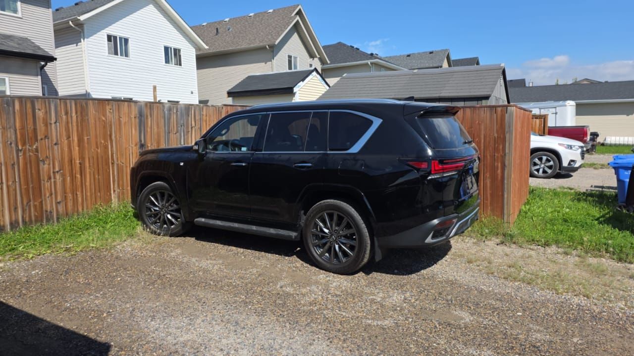 Vehicle - Image 4