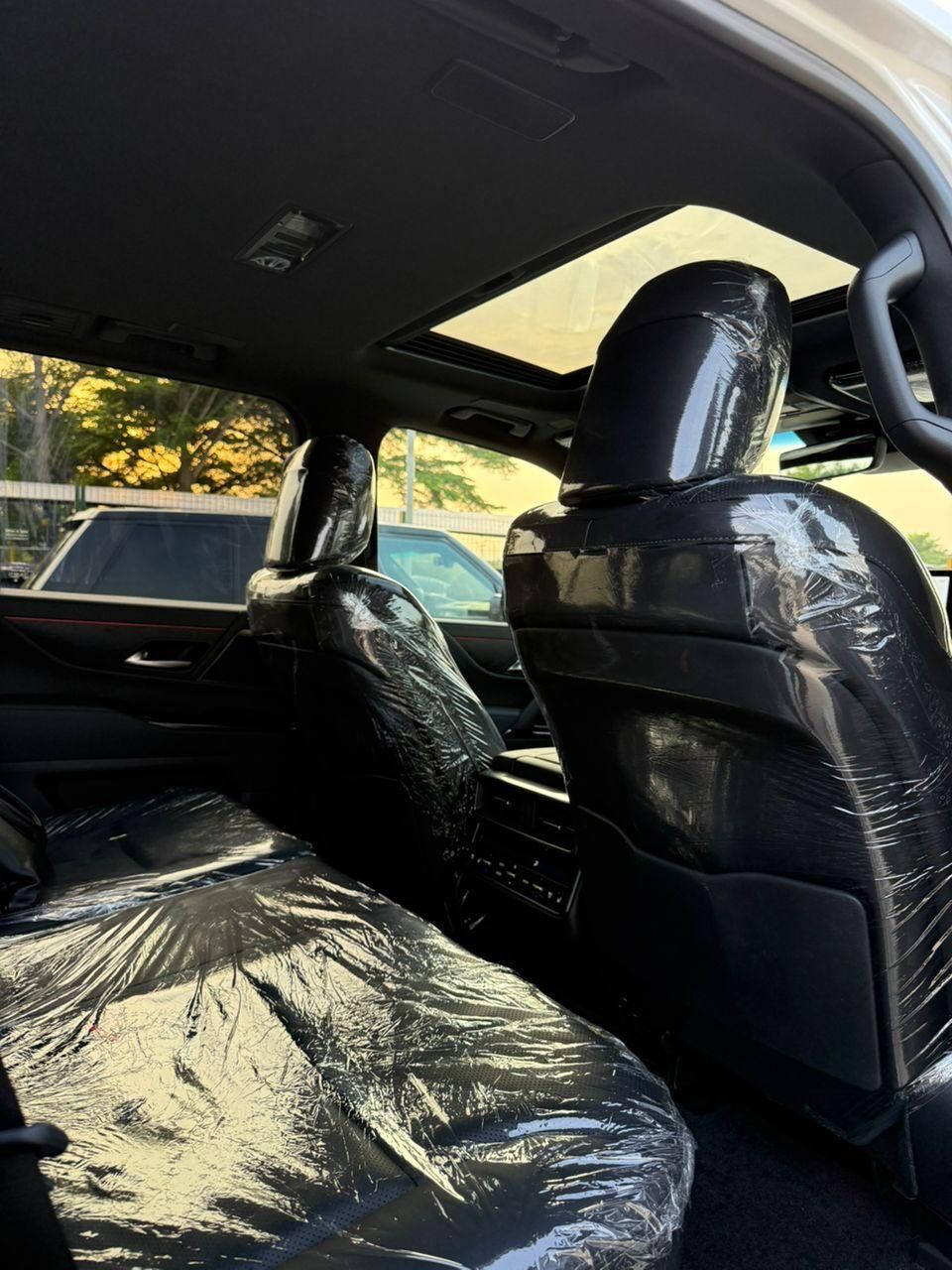 Vehicle - Image 5