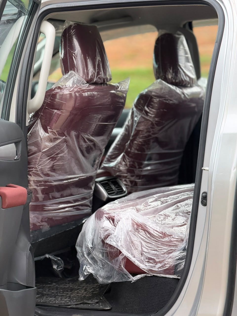 Vehicle - Image 4