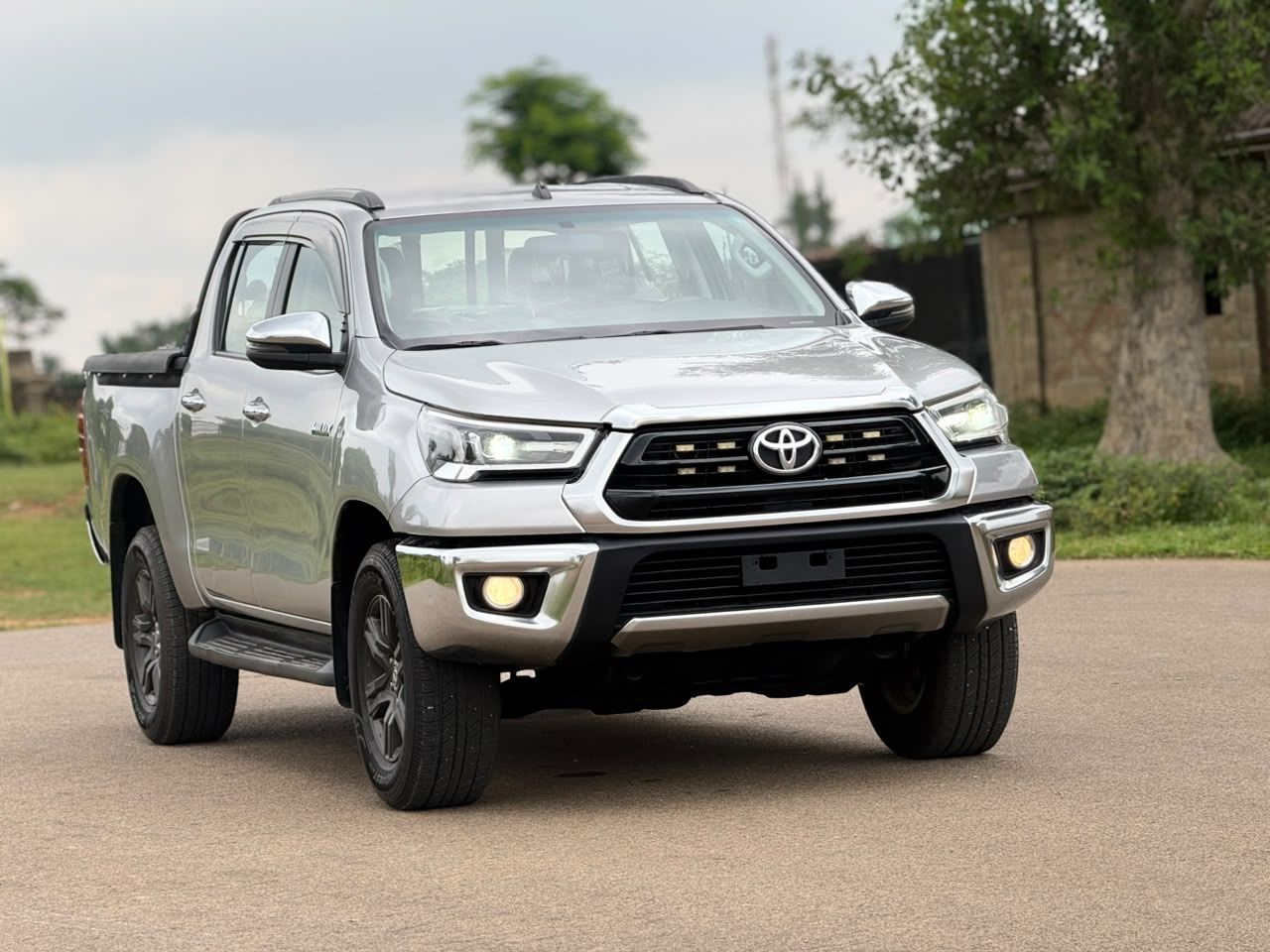 Vehicle - Image 6