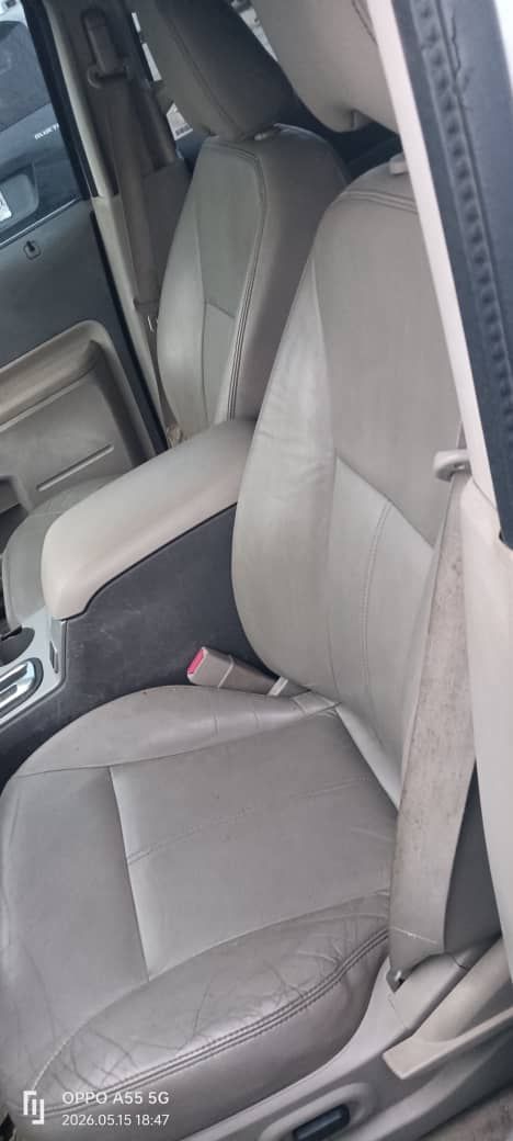 Vehicle - Image 8