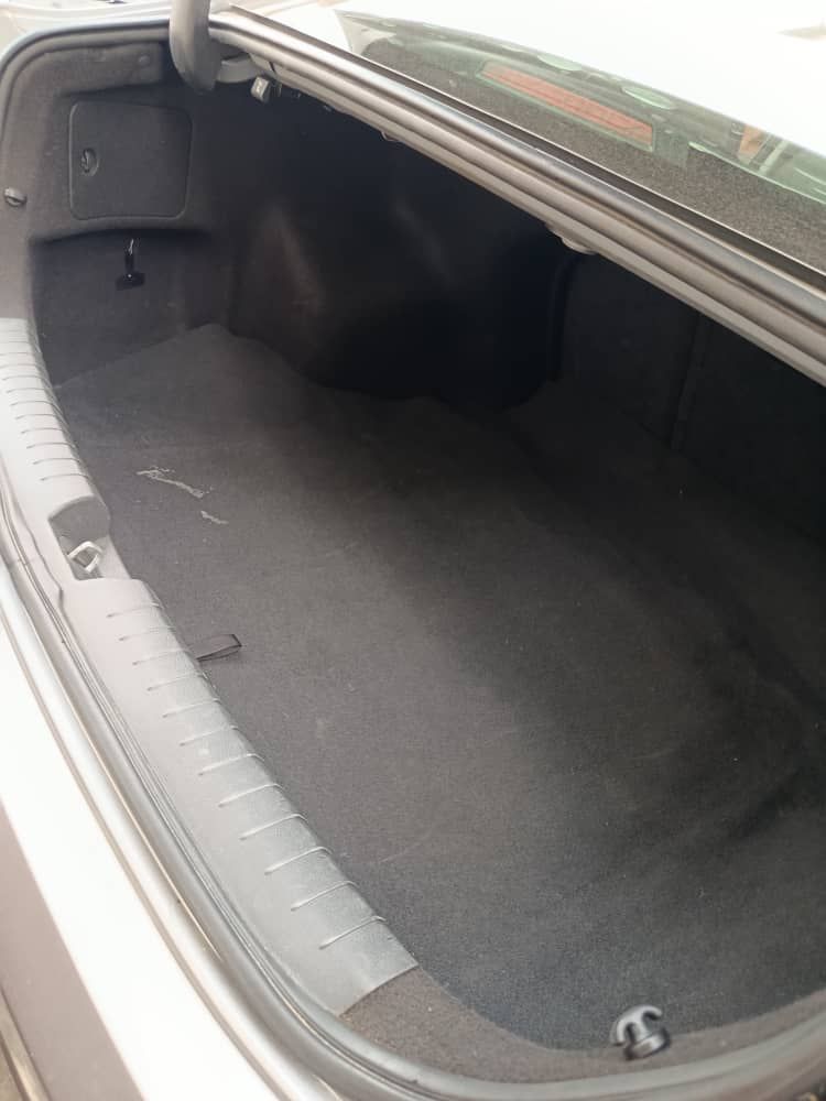 Vehicle - Image 16