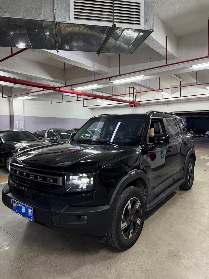 Vehicle - Image 9