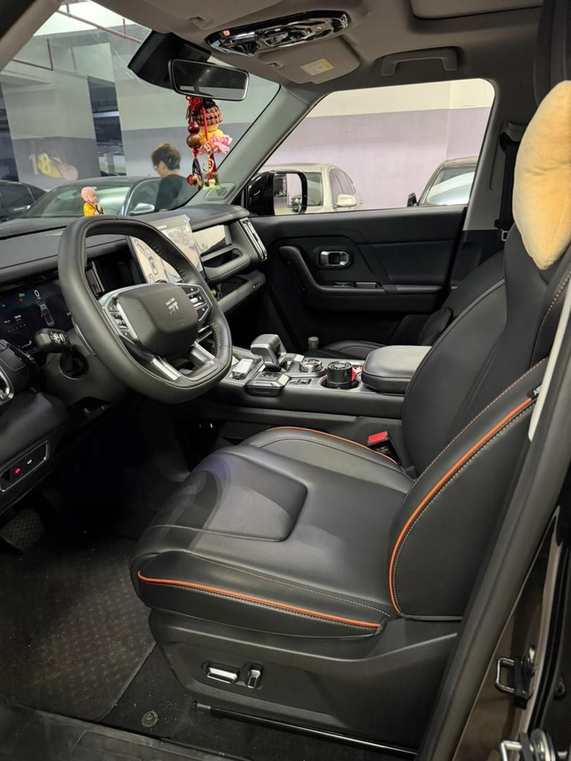 Vehicle - Image 4