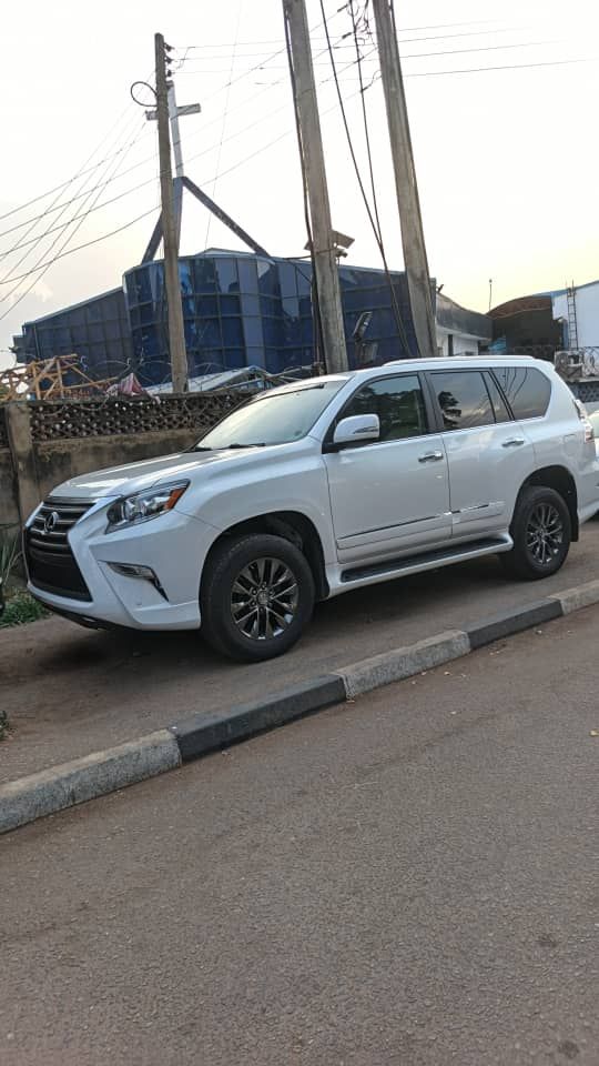 Vehicle - Image 15