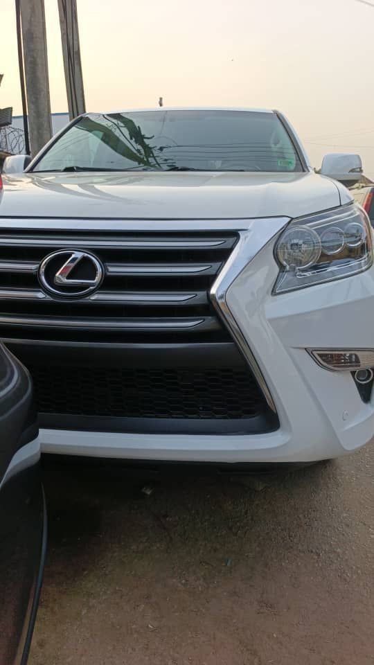 Vehicle - Image 11