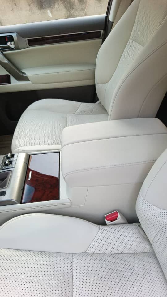 Vehicle - Image 6