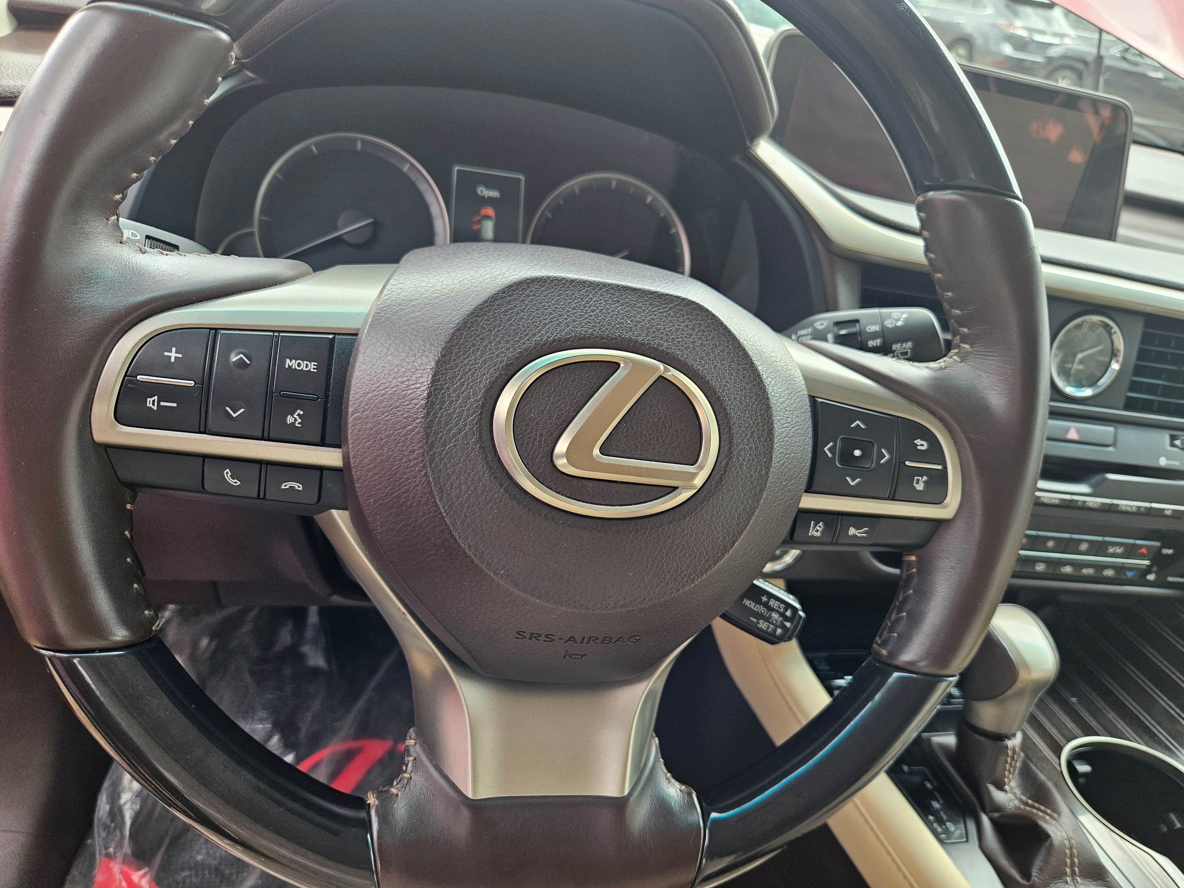 Vehicle - Image 10