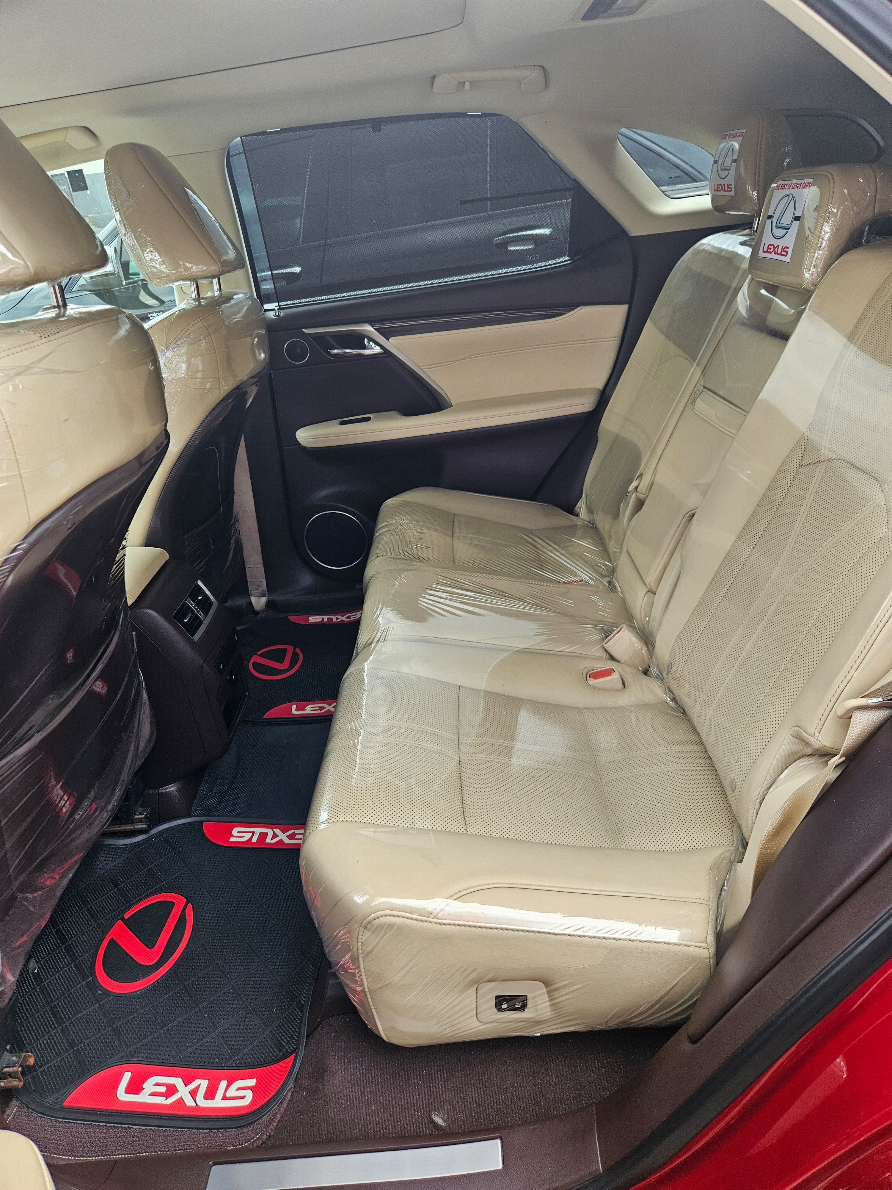 Vehicle - Image 7
