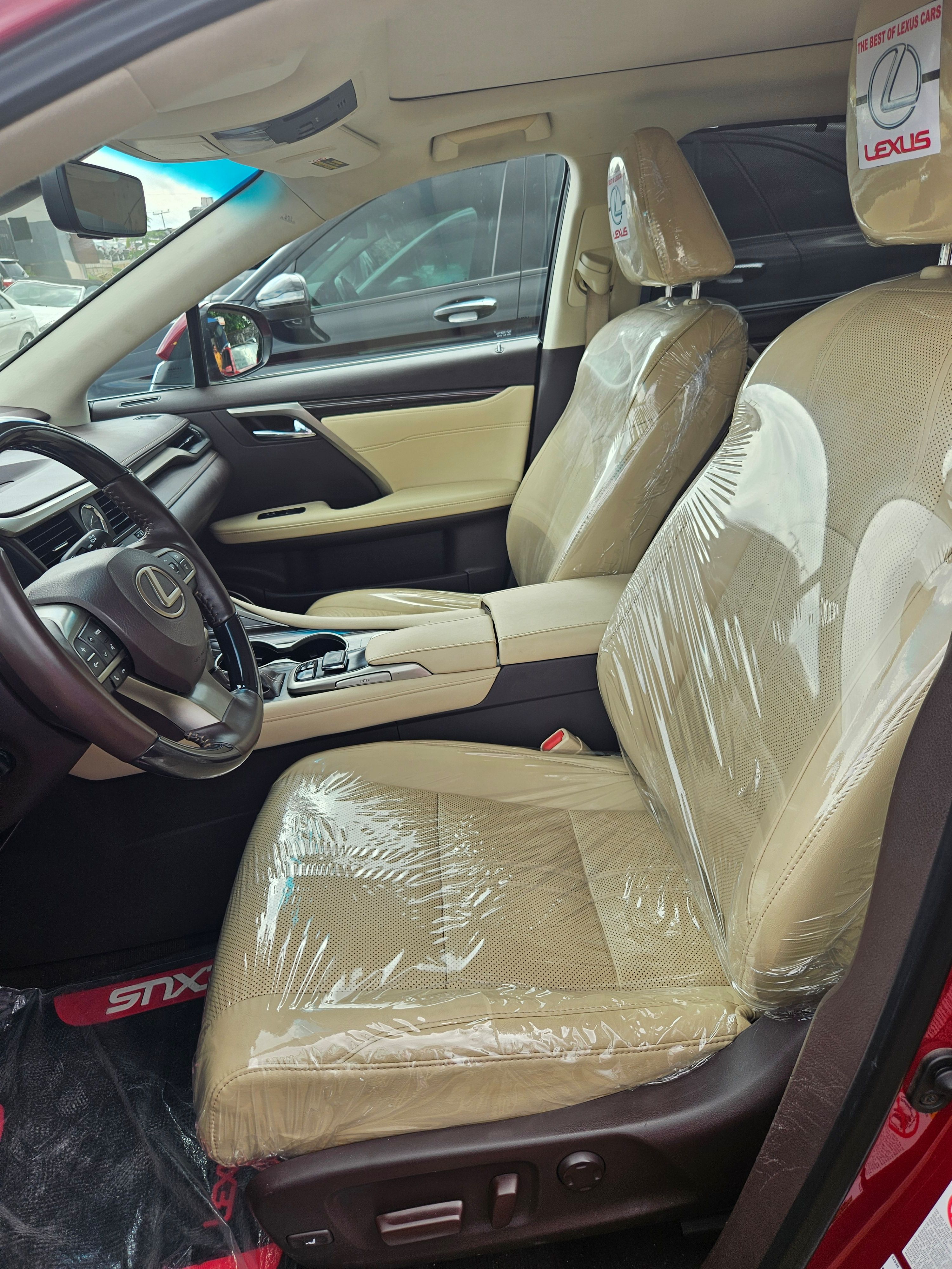 Vehicle - Image 8