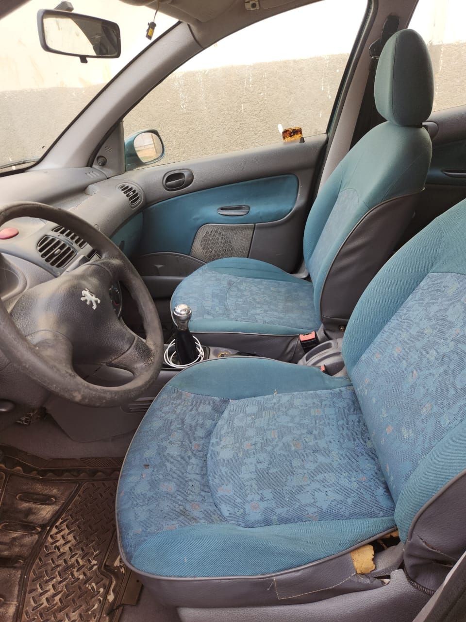 Vehicle - Image 12