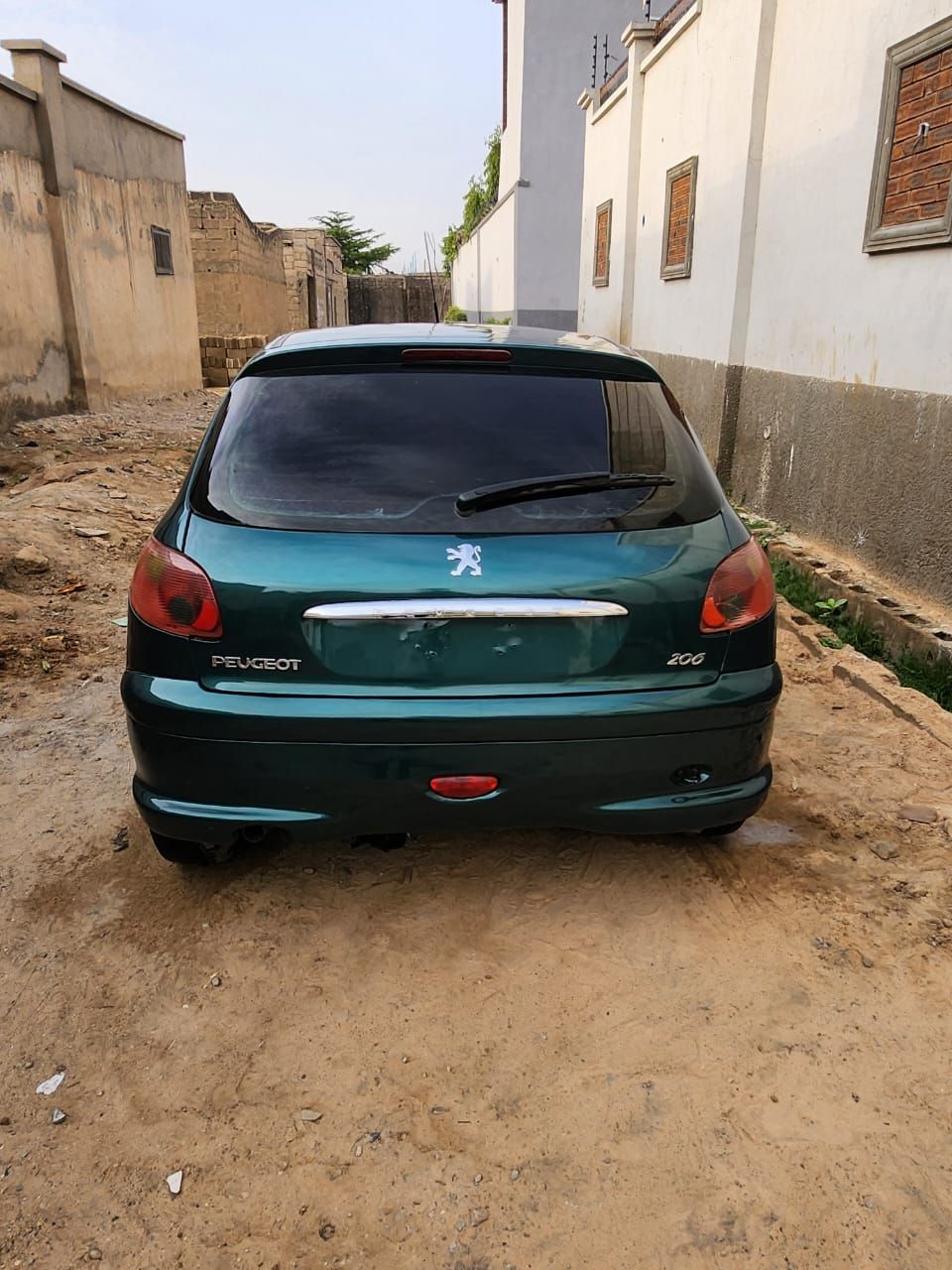 Vehicle - Image 3