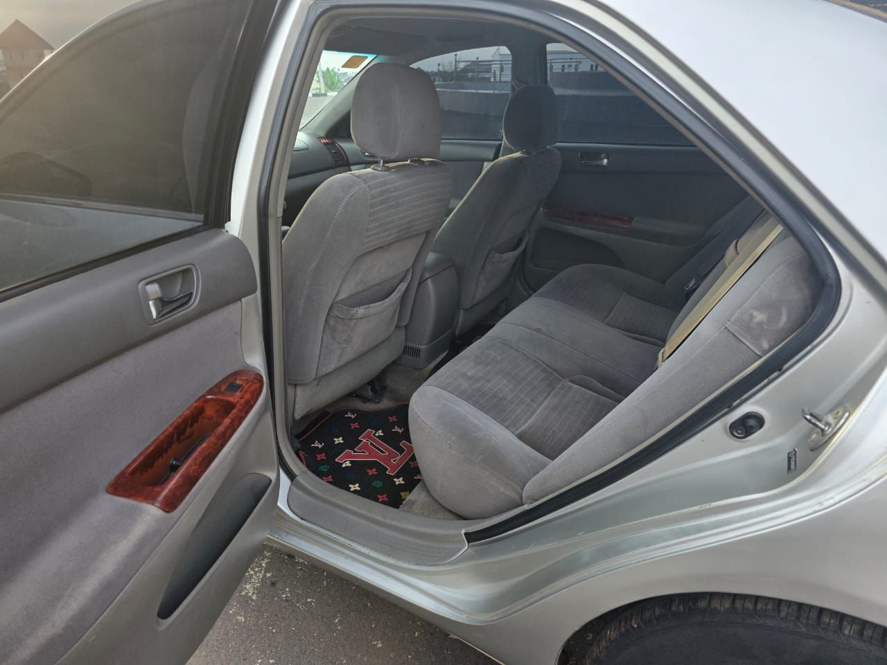 Vehicle - Image 5