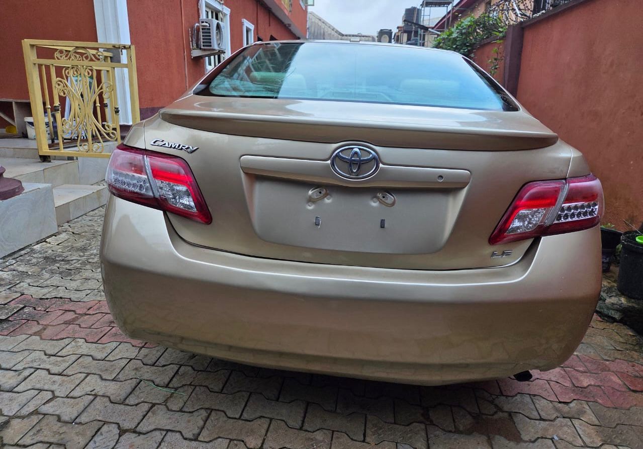 Vehicle - Image 11