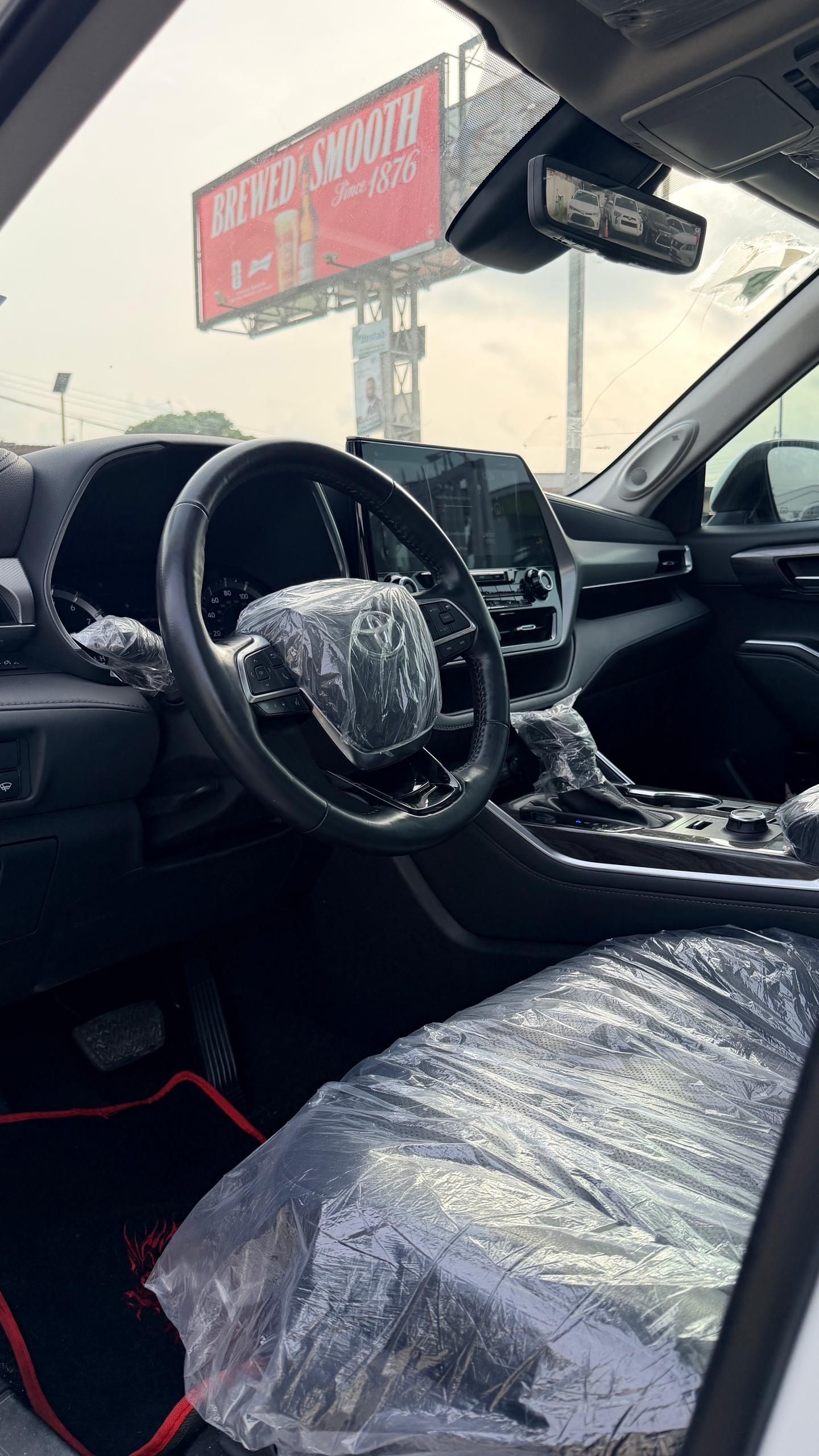 Vehicle - Image 11