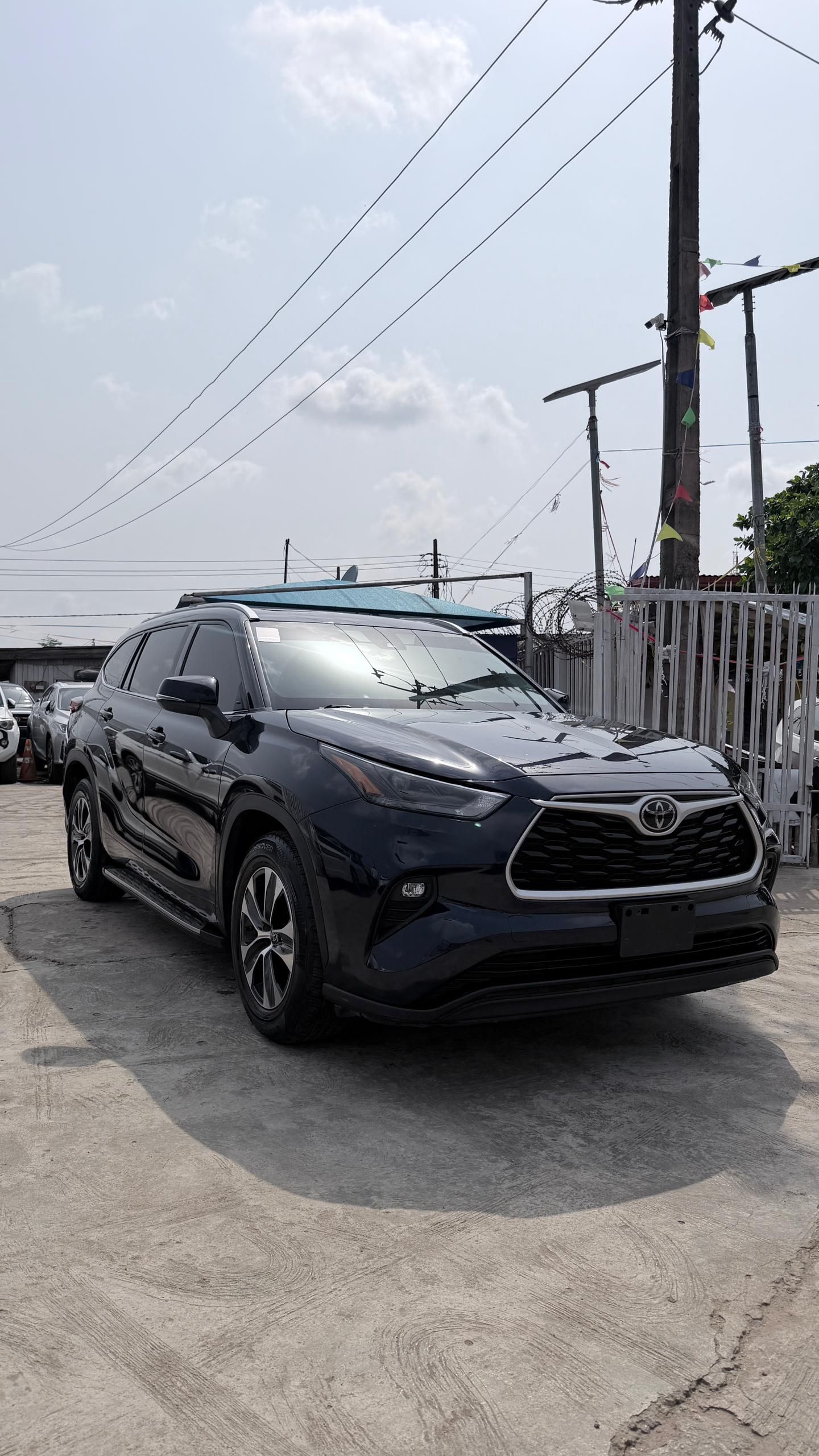 Vehicle - Image 15