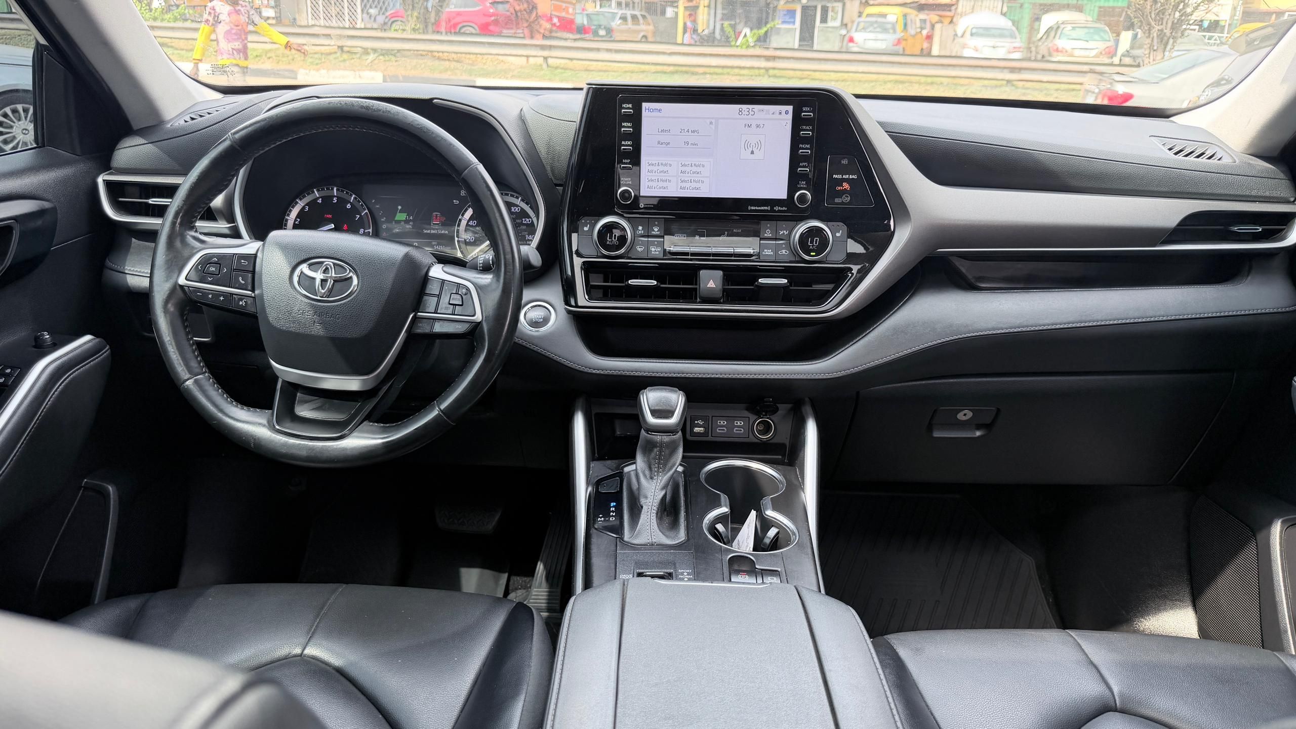 Vehicle - Image 11