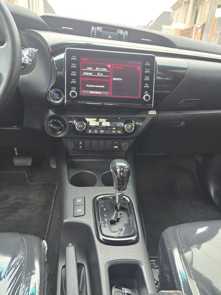 Vehicle - Image 14